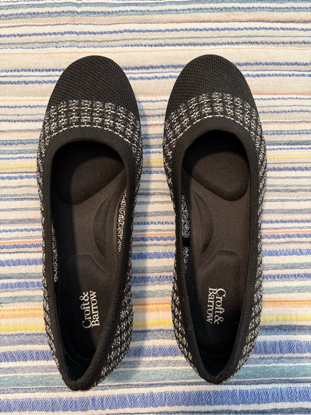 croft & barrow Black Knit Slip-On Ballet Flats